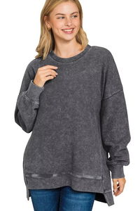 Acid Washed Double Ribbed Hi-low Pullover Sweatshirt in Black