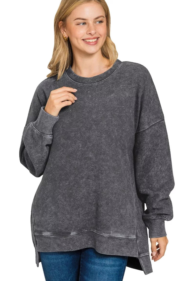 Acid Washed Double Ribbed Hi-low Pullover Sweatshirt in Black