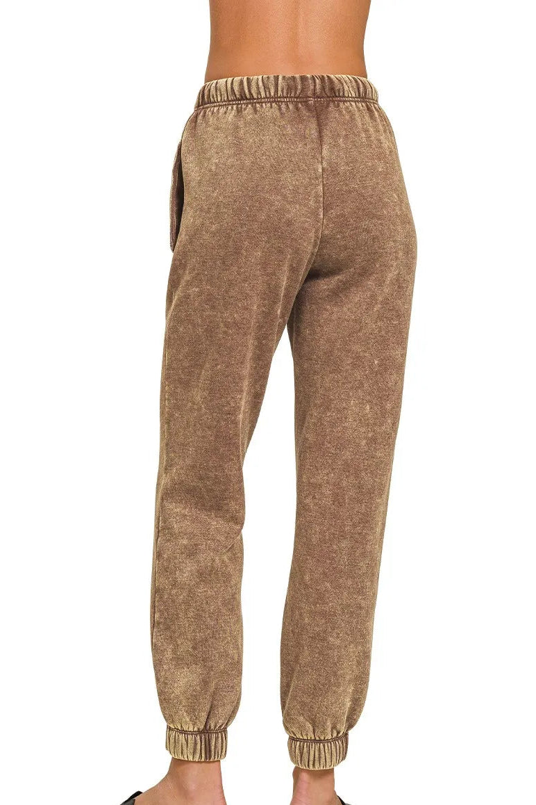 Zenana Acid Wash Fleece Jogger Sweatpants in Brown