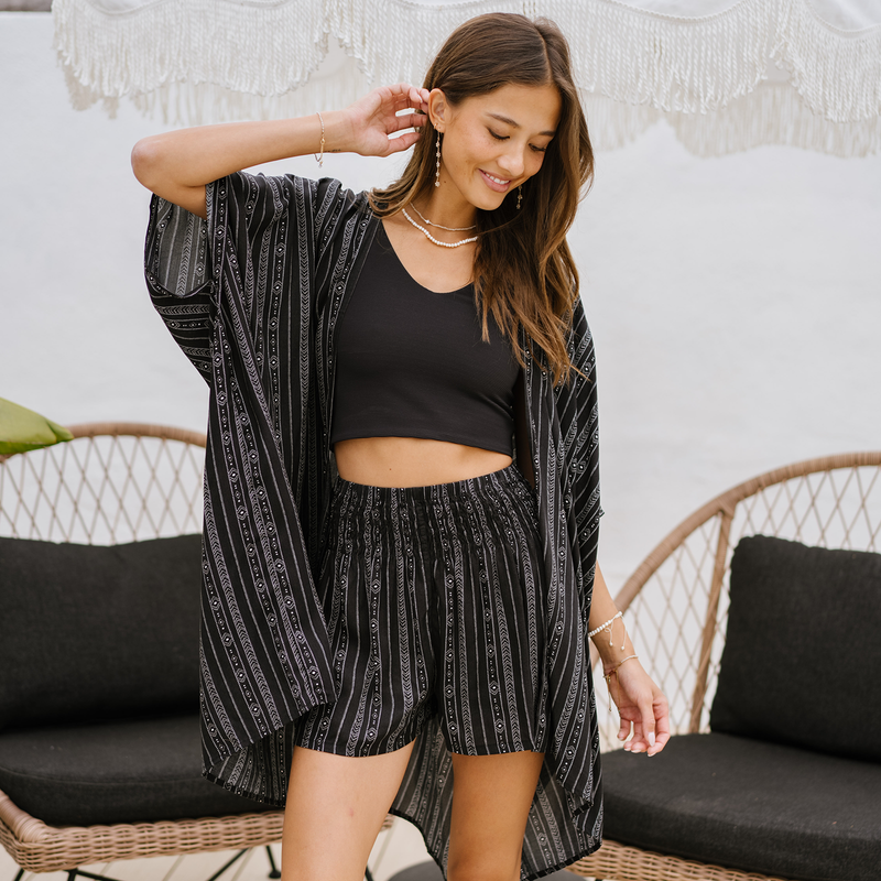 Akha Shorts & Kimono Lounge Set