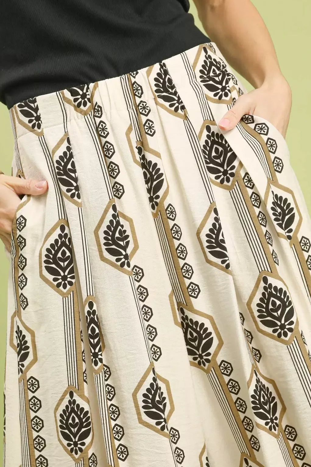 Geometric Print Wide Leg Pants