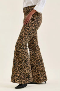 Judy Blue Mid Rise Jaqueline Leopard Print Flare Jeans