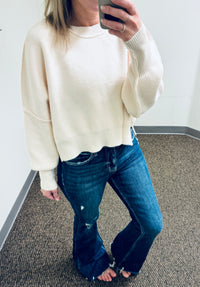 Kylie Cropped Pullover Sweater - Cream