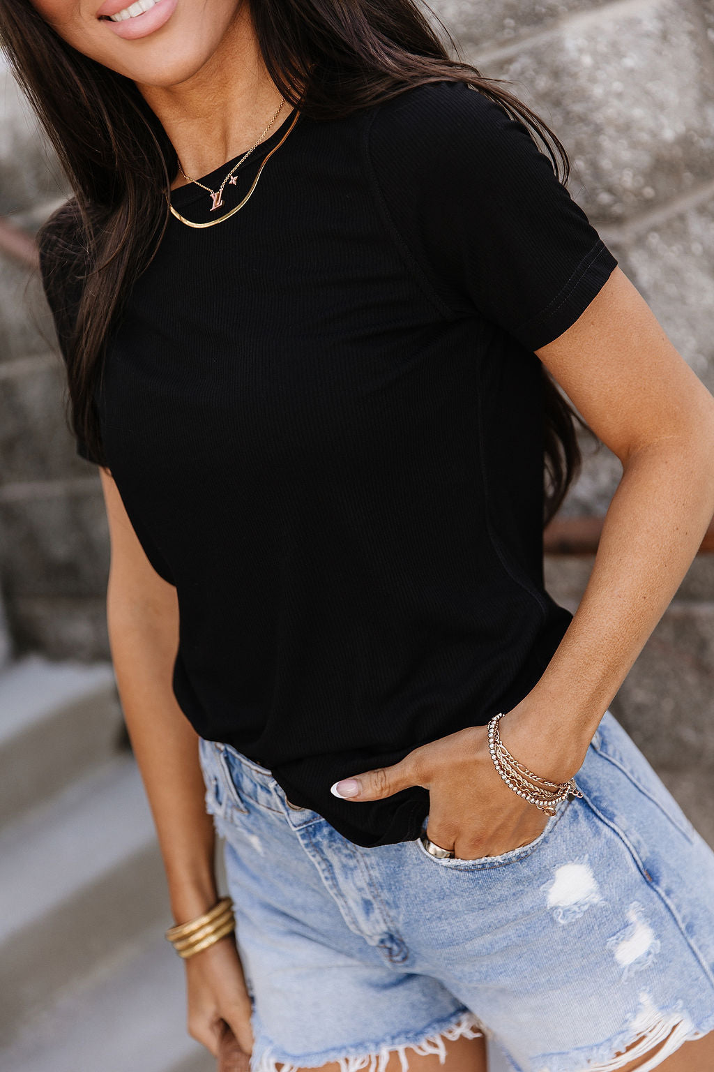 Ampersand Avenue Ribbed Lulu Tee - Noir