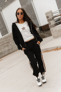 Ampersand Avenue Comfort Zone Joggers - Fearless & Free