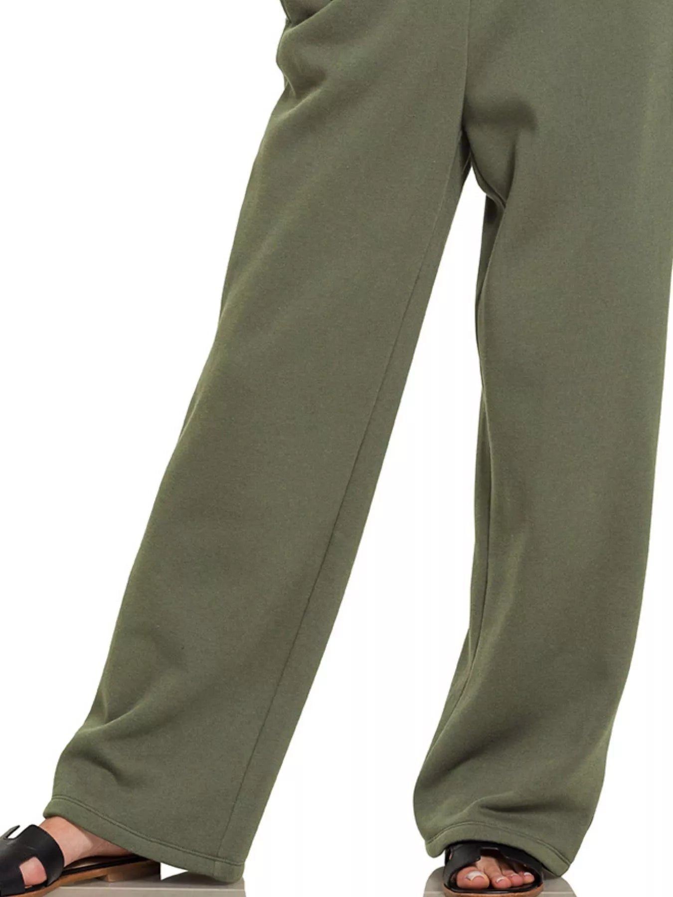 Fleece Sweatpants with Pockets in Dark Olive