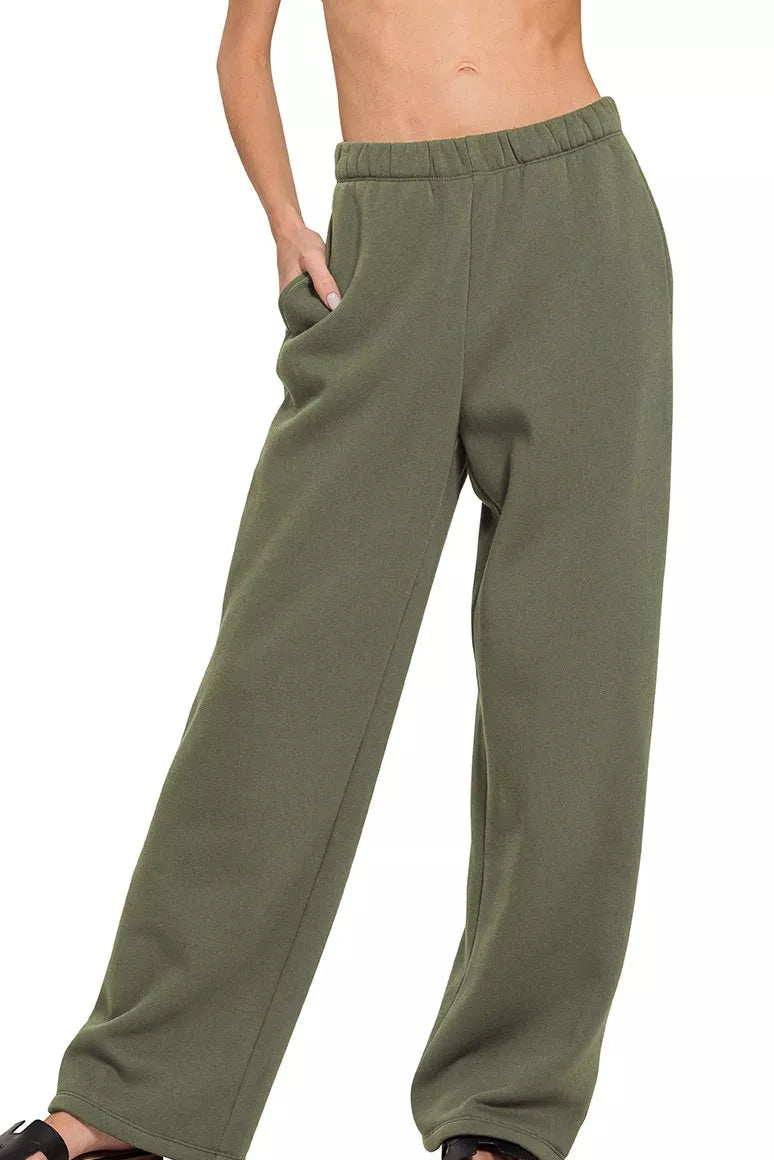 Fleece Sweatpants with Pockets in Dark Olive