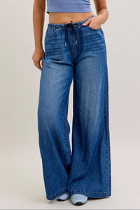 Judy Blue High Rise Featherweight Palazzo Jeans