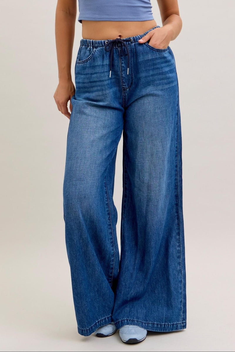 Judy Blue High Rise Featherweight Palazzo Jeans