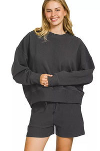 Zenana Ribbed Round Neck Pullover and Shorts Set in Black