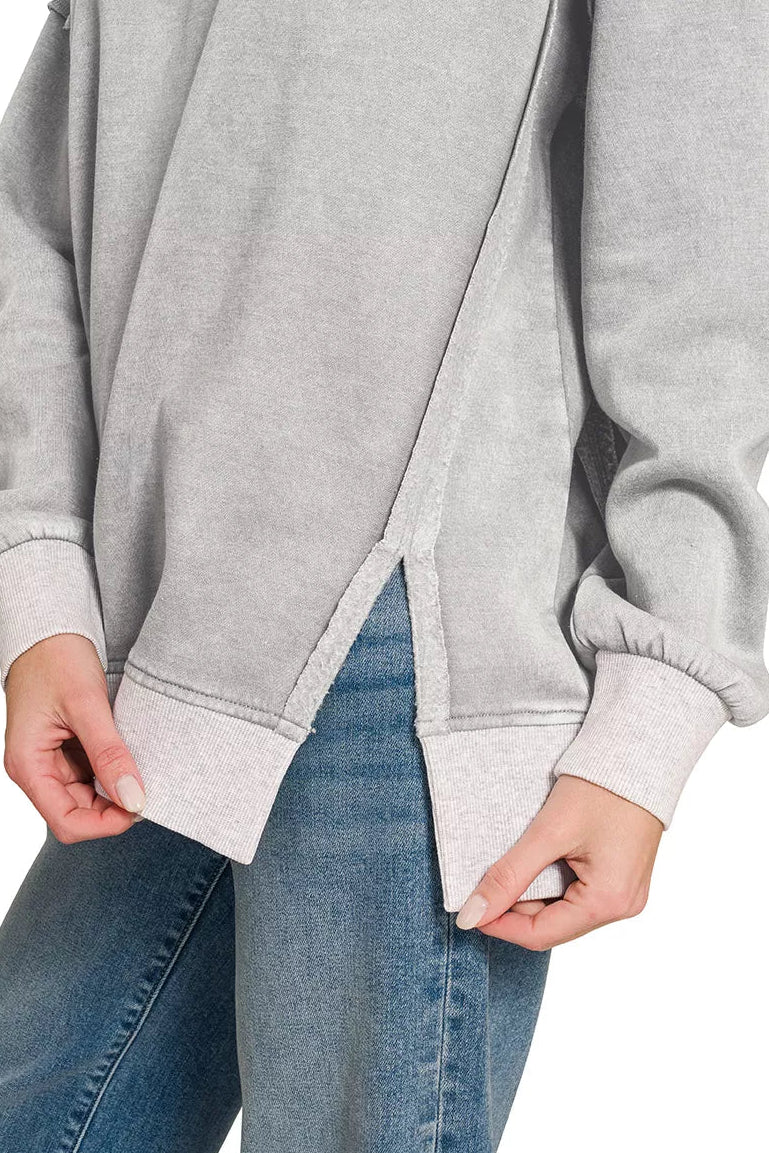 Fleece Acid Washed Contrast Trim Pullover Sweatshirt in Sleet Gray