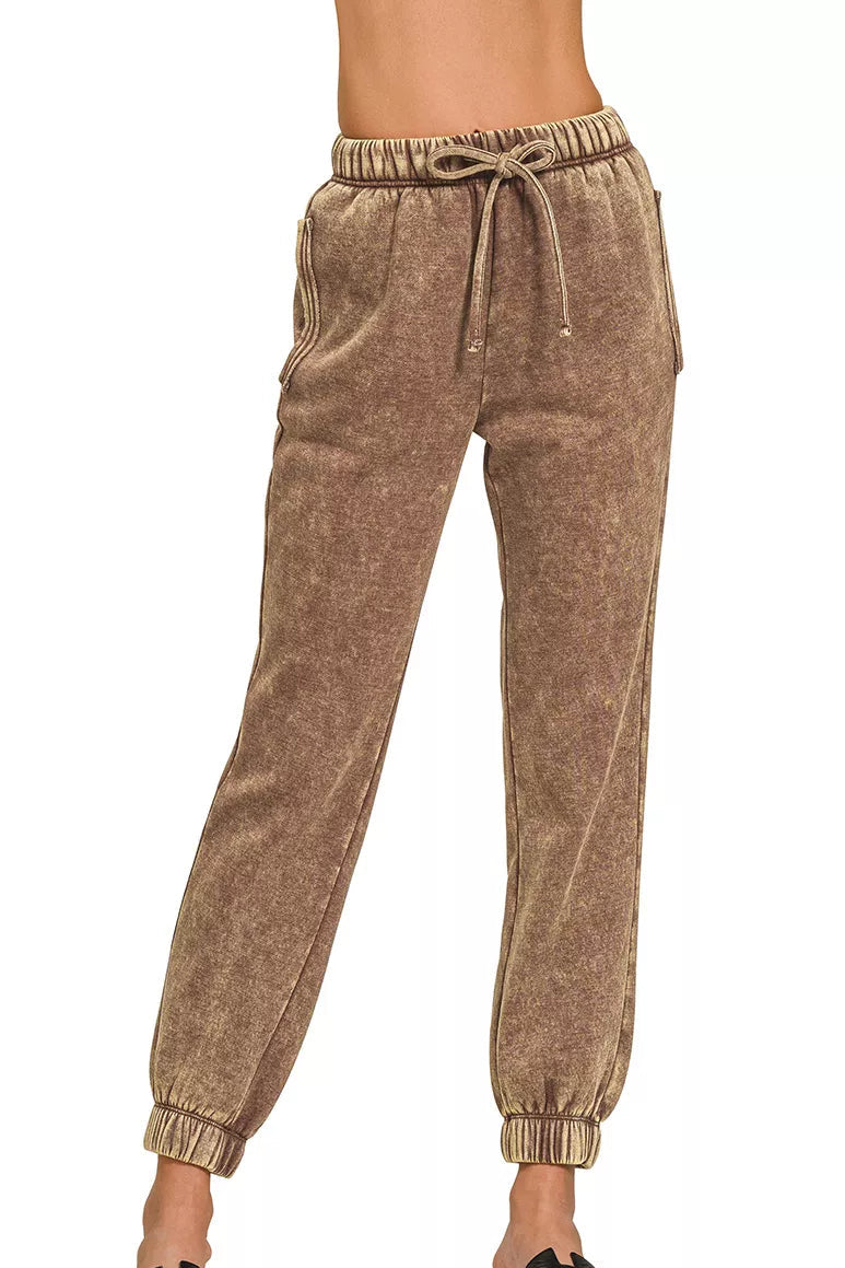 Zenana Acid Wash Fleece Jogger Sweatpants in Brown