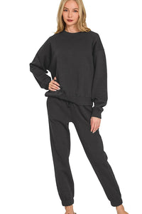 Fleece Pullover & Jogger Set in Black