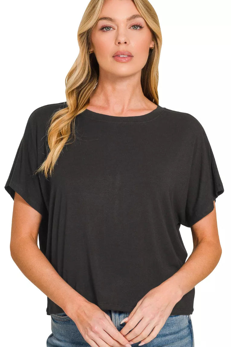 Zenana Round Neck Short Sleeve Cropped T-Shirt