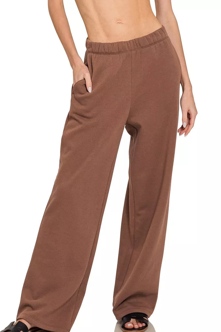 Fleece Sweatpants with Pockets in Brown