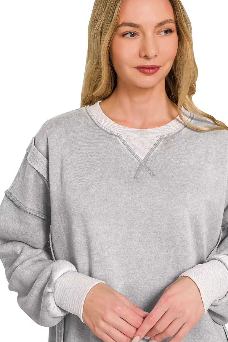 Fleece Acid Washed Contrast Trim Pullover Sweatshirt in Sleet Gray