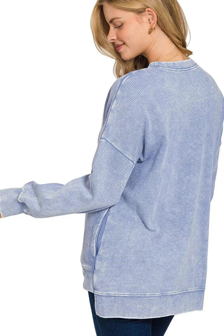 Acid Washed Double Ribbed Hi-low Pullover Sweatshirt in Marlin Blue