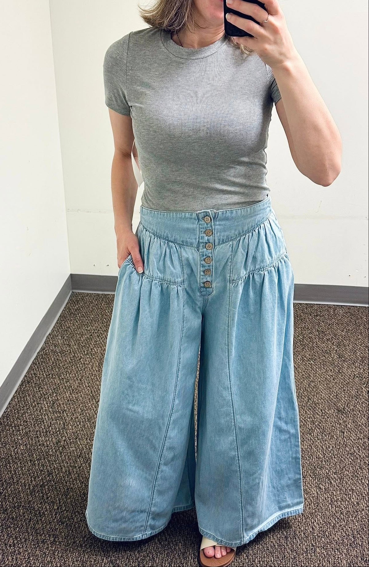 Risen High Rise Wide Leg Fit Lightweight Denim Pants