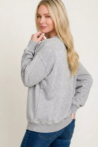 Zenana Fleece Enzyme Washed Round Neck Sweatshirt in Sleet