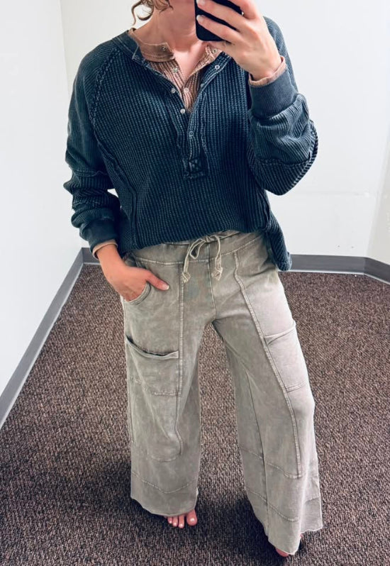 Easel Mineral Washed Wide Leg Terry Knit Cargo Pants in Mushroom and Easel Mineral Washed Wide Leg Terry Knit Cargo Pants in Mushroom