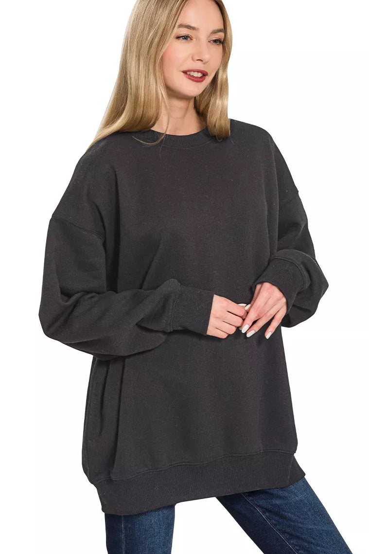 Zenana Oversized Round Neck Fleece Sweatshirt in Black