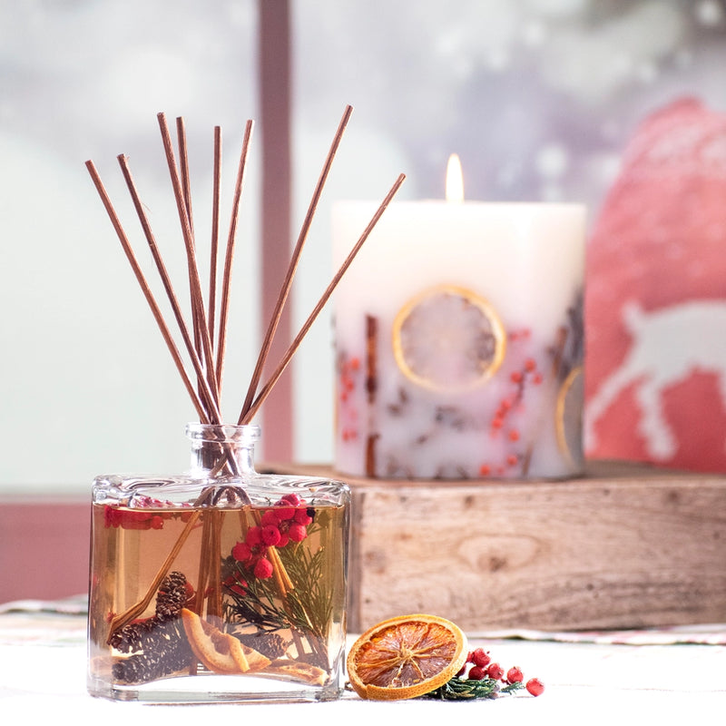 Holiday Memories Botanical Reed Diffuser