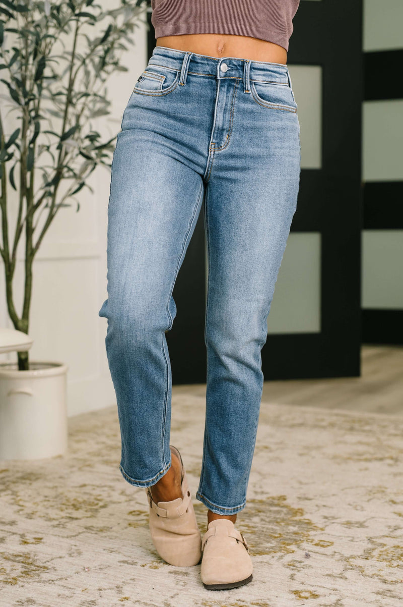 Judy Blue High Rise Ankle Straight Jeans