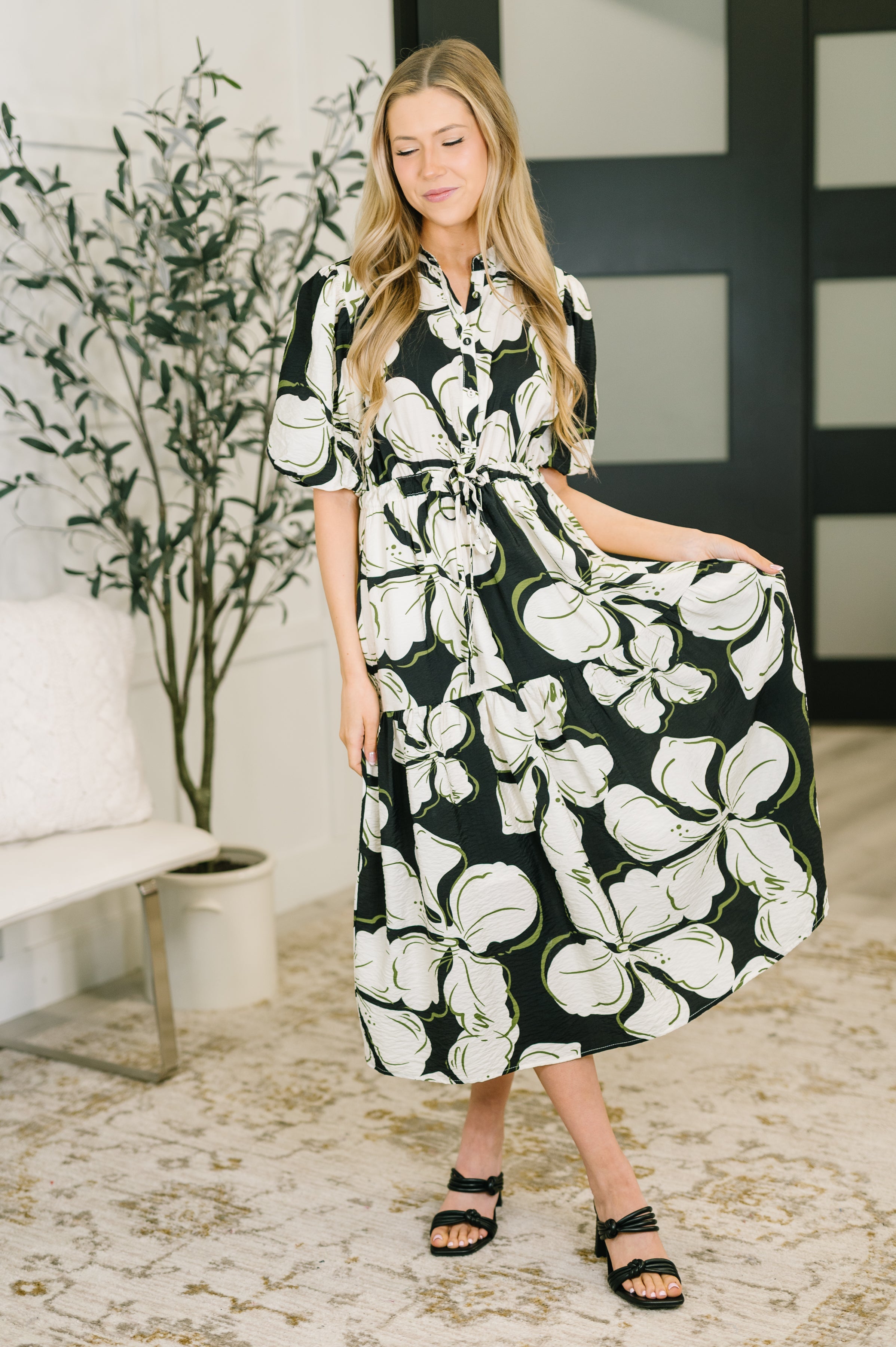 Gigio Floral Puff Sleeve Midi Dress