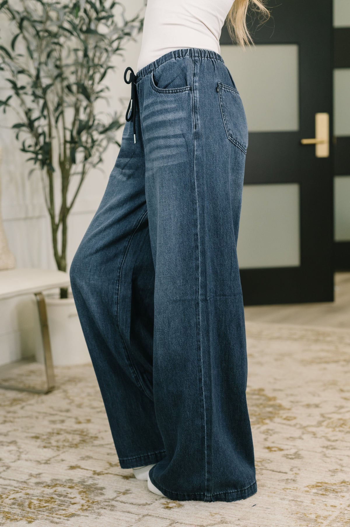 Judy Blue High Rise Featherweight Palazzo Jeans