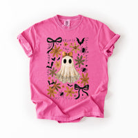 Enchanting Ghost with Bows Comfort Colors Graphic T-Shirt pink