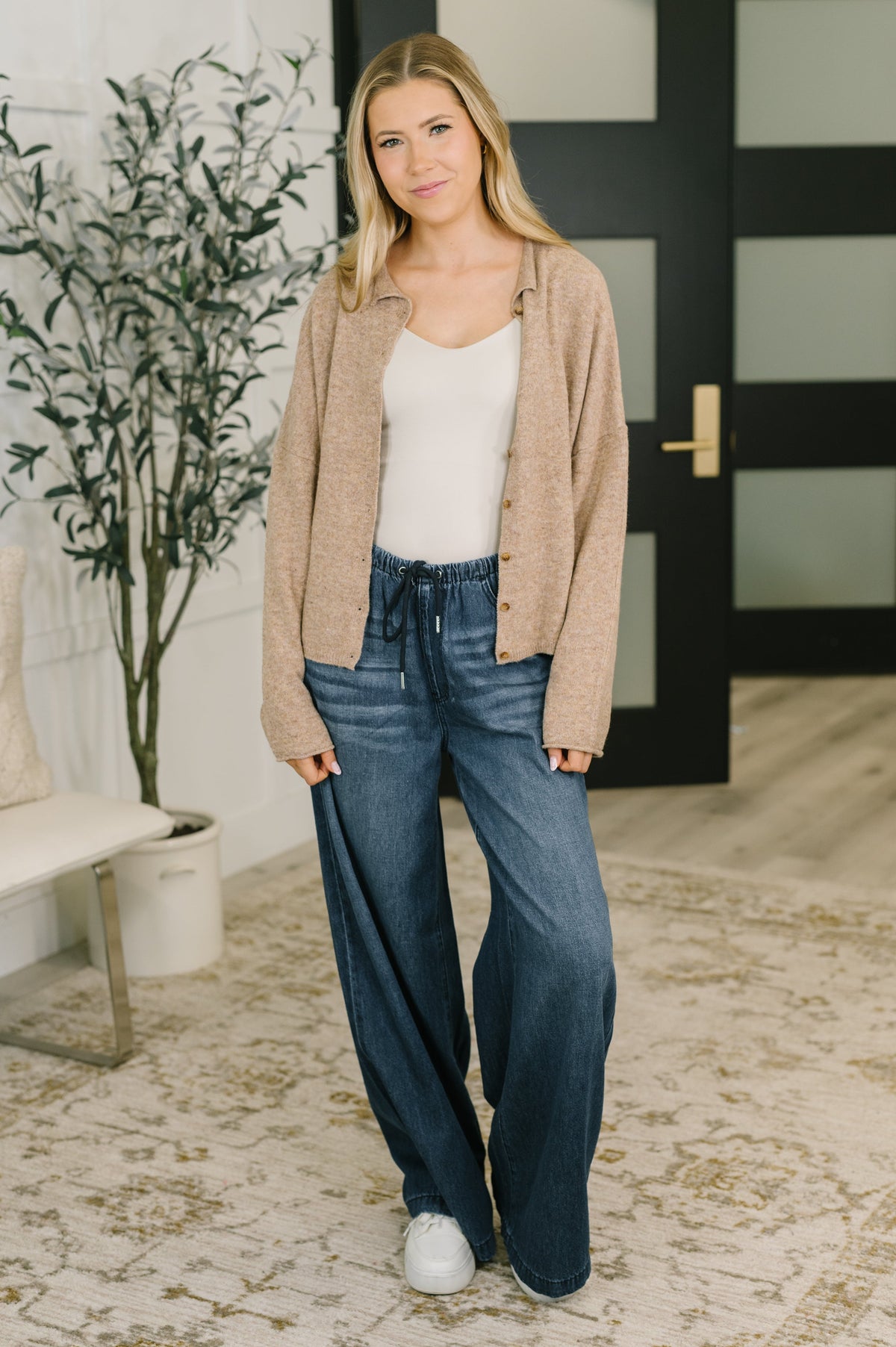 Collared Button Down Cardigan in Mocha