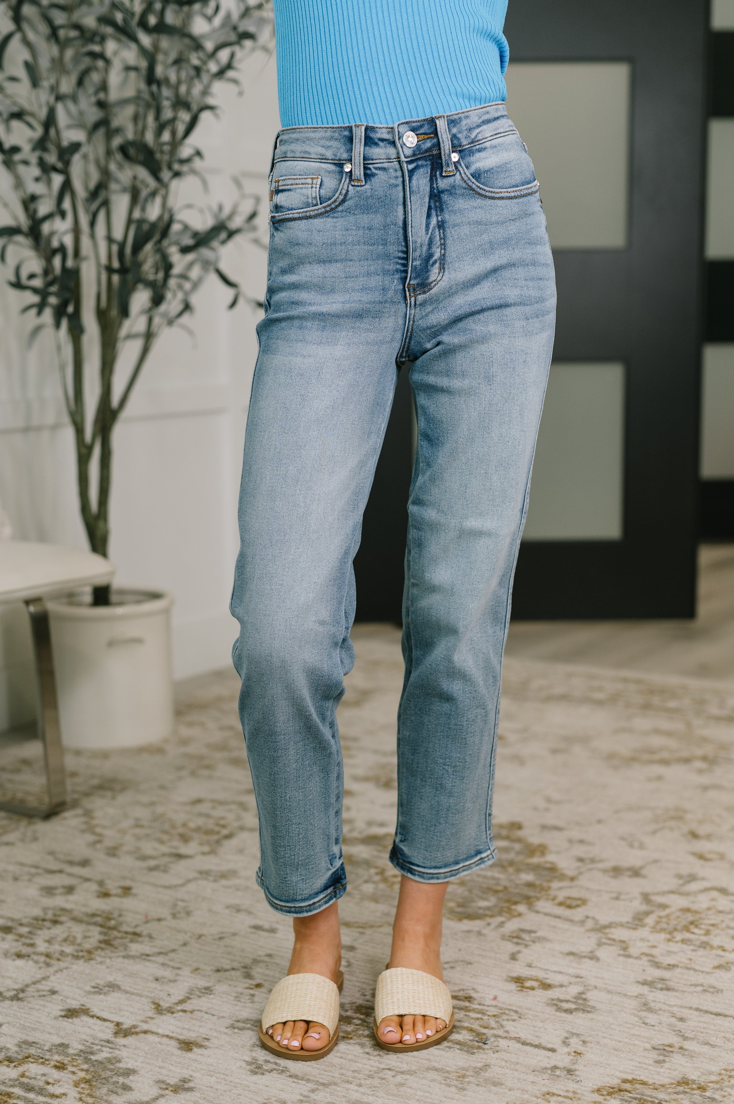 Judy Blue High Rise Tummy Control Ankle Straight Jeans 881166