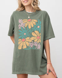 Summer Vibes Abstract Flowers Comfort Colors Graphic T-Shirt