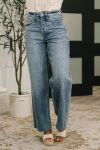 Judy Blue High Rise Rigid Magic Wilhelmina Baggy Jeans