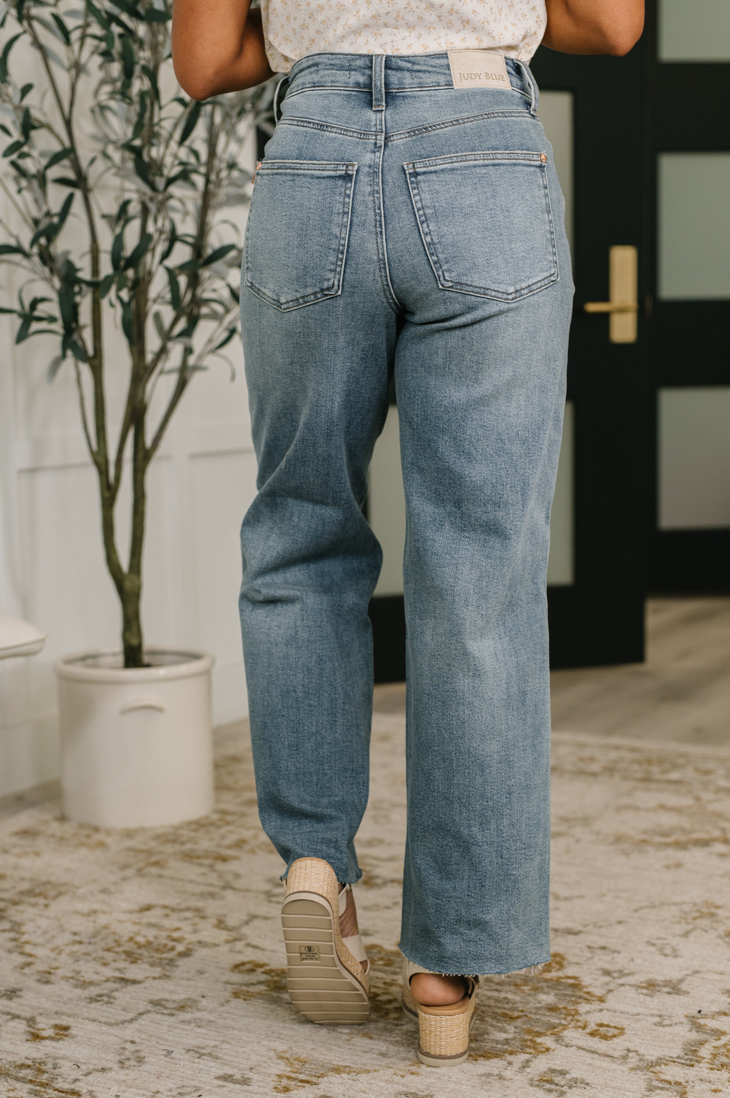 Judy Blue High Rise Rigid Magic Wilhelmina Baggy Jeans