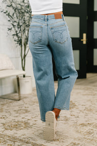 Judy Blue Mid Rise Claudia Wide Leg Ankle Jeans 82738