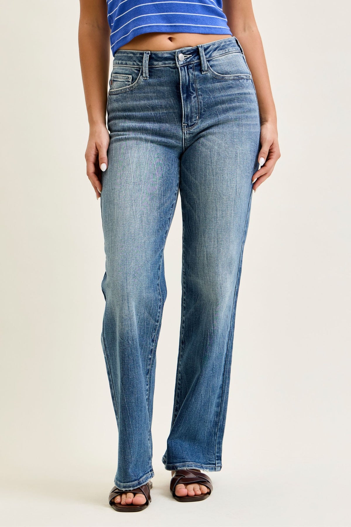 Judy Blue Mid Rise 90's Straight Jeans