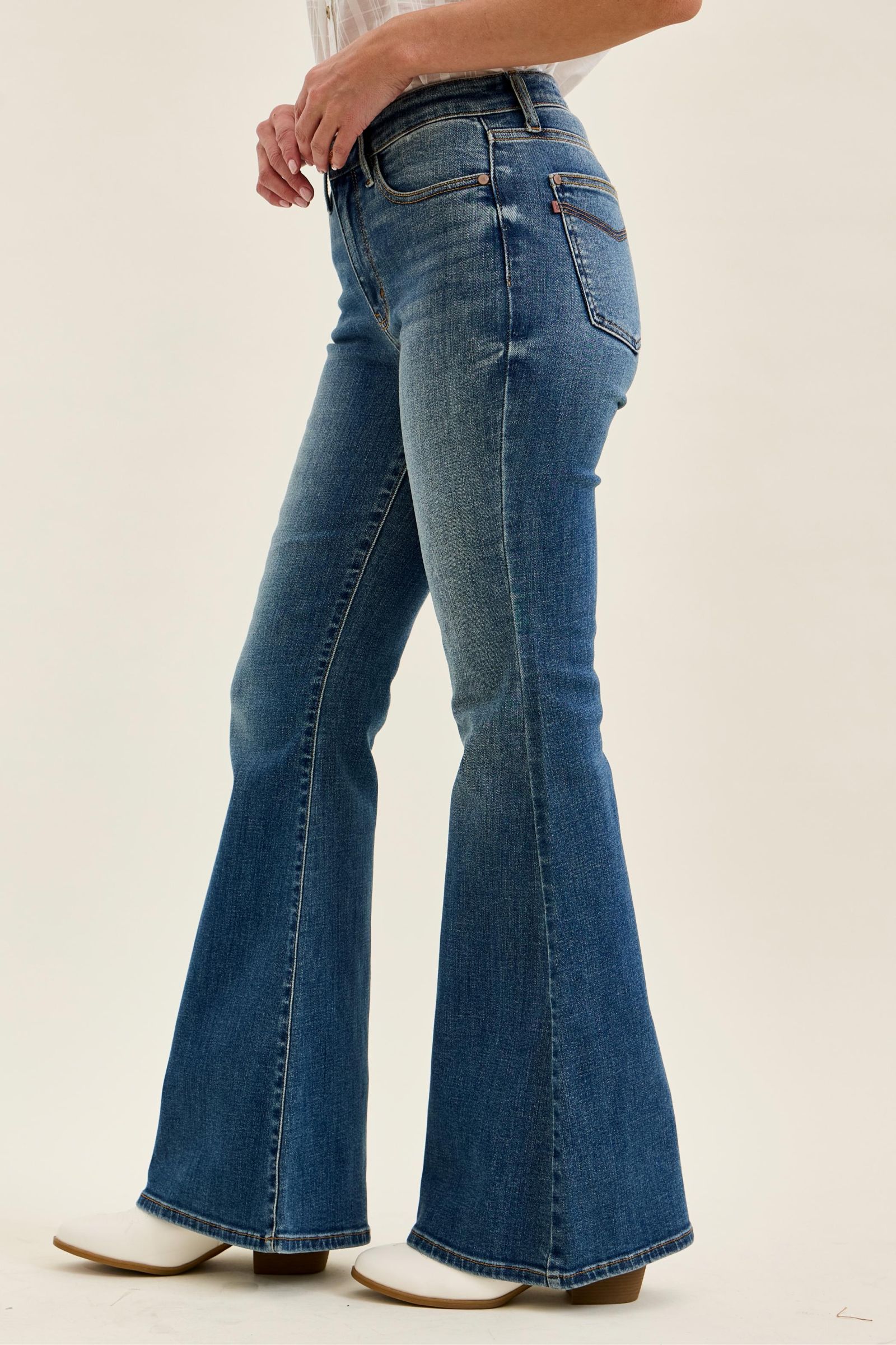 Judy Blue Mid Rise Jaqueline Flare Jeans with Embroidered Back Pockets