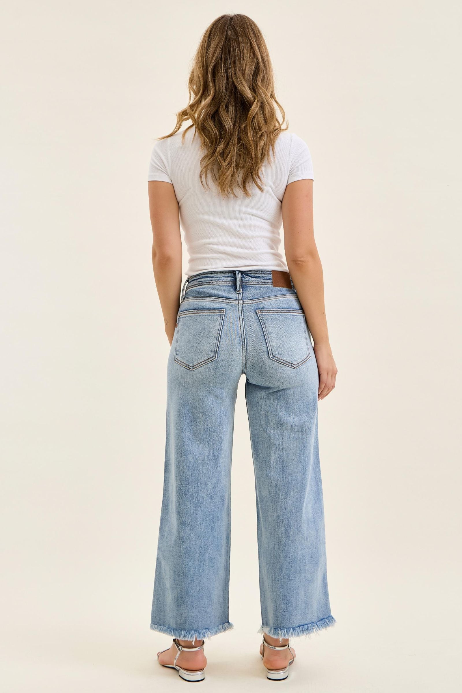 Judy Blue Mid Rise Ankle Wide Leg Fray Hem Jeans