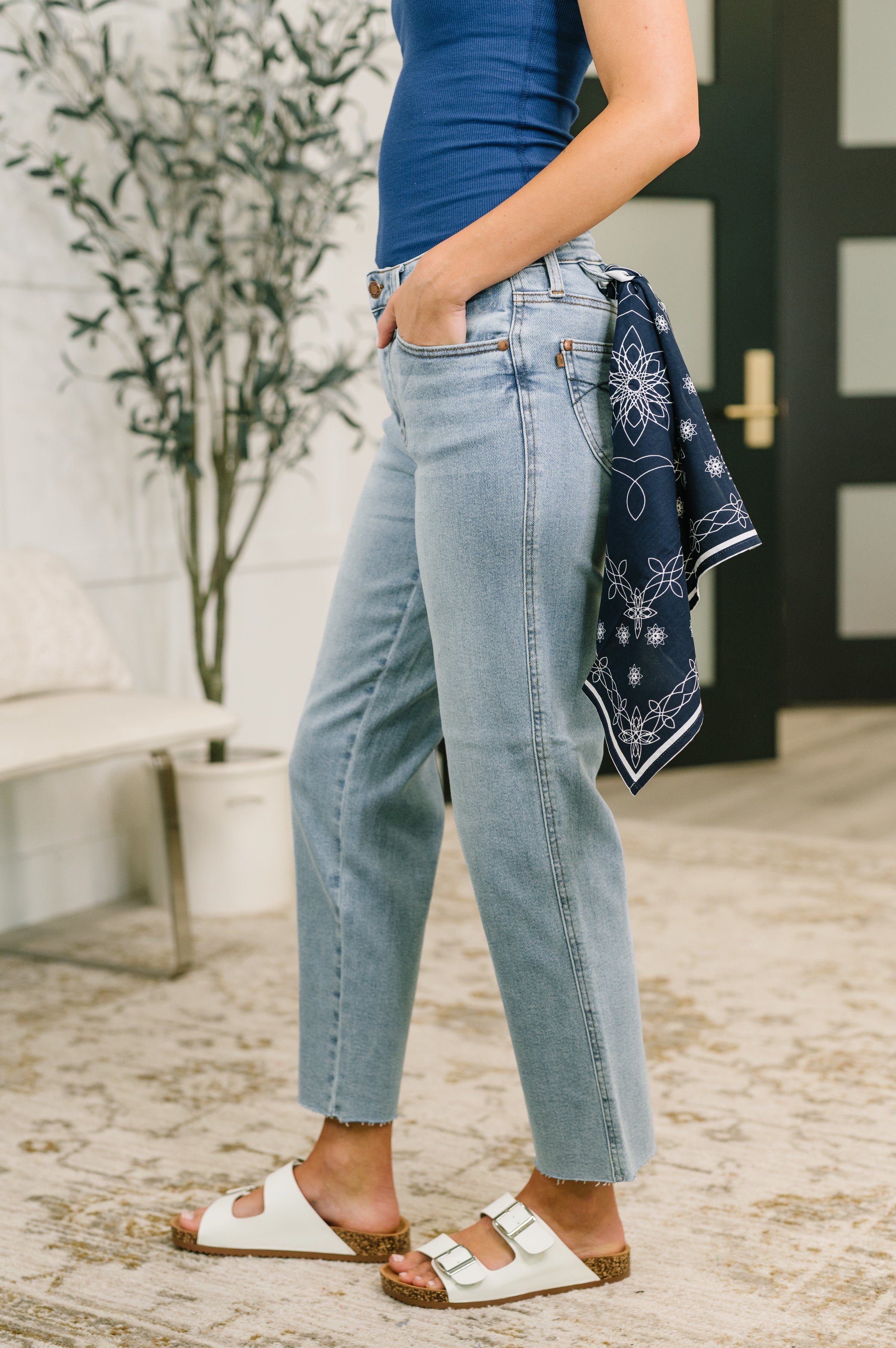 Judy Blue Mid Rise Ankle Straight with Bandana Loop 881120