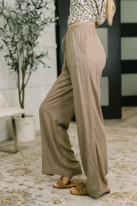 Zenana Linen Drawstring Pants in Light Cocoa