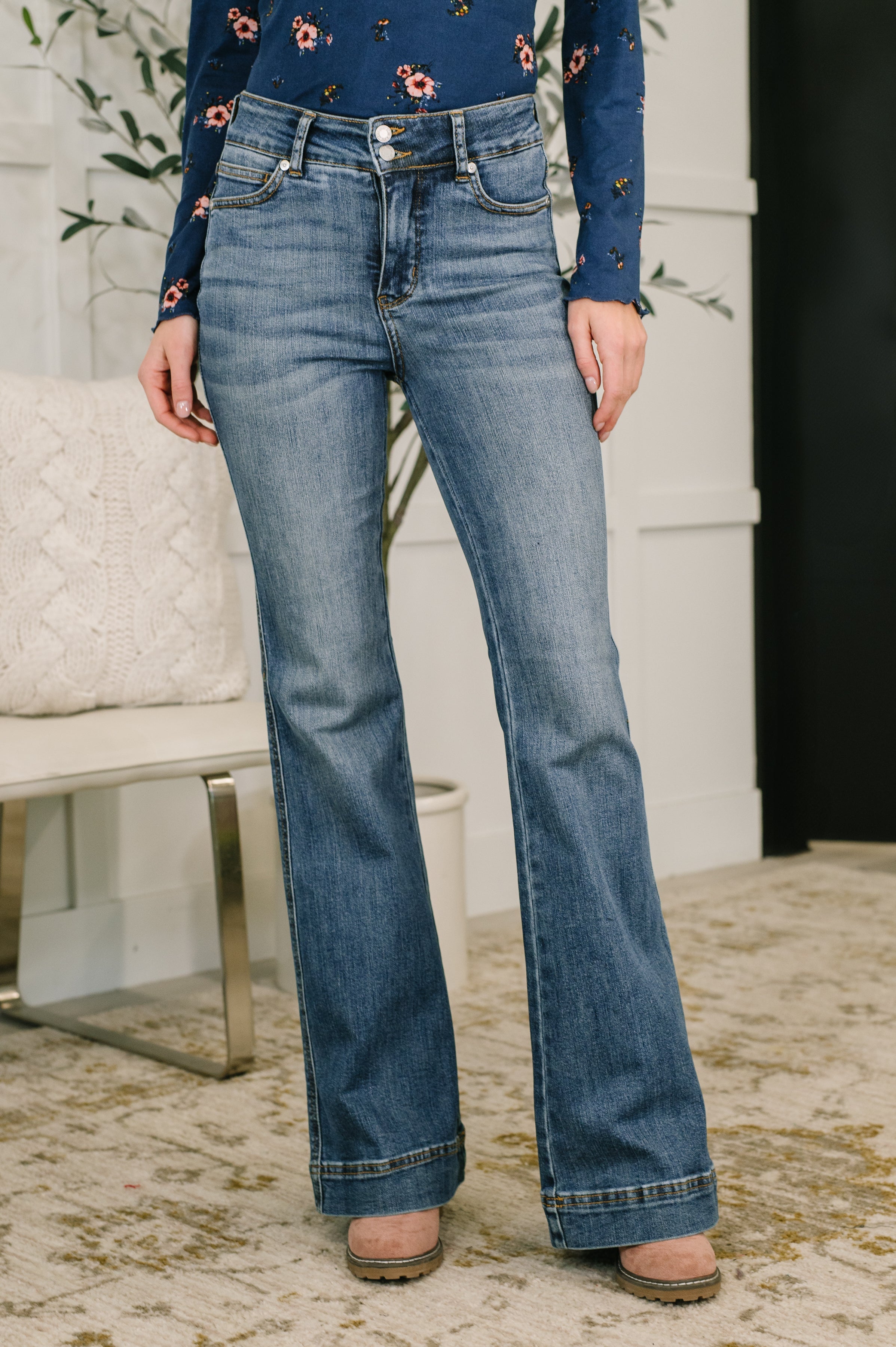 Judy Blue High Rise Tummy Control Double Button Flare Jeans