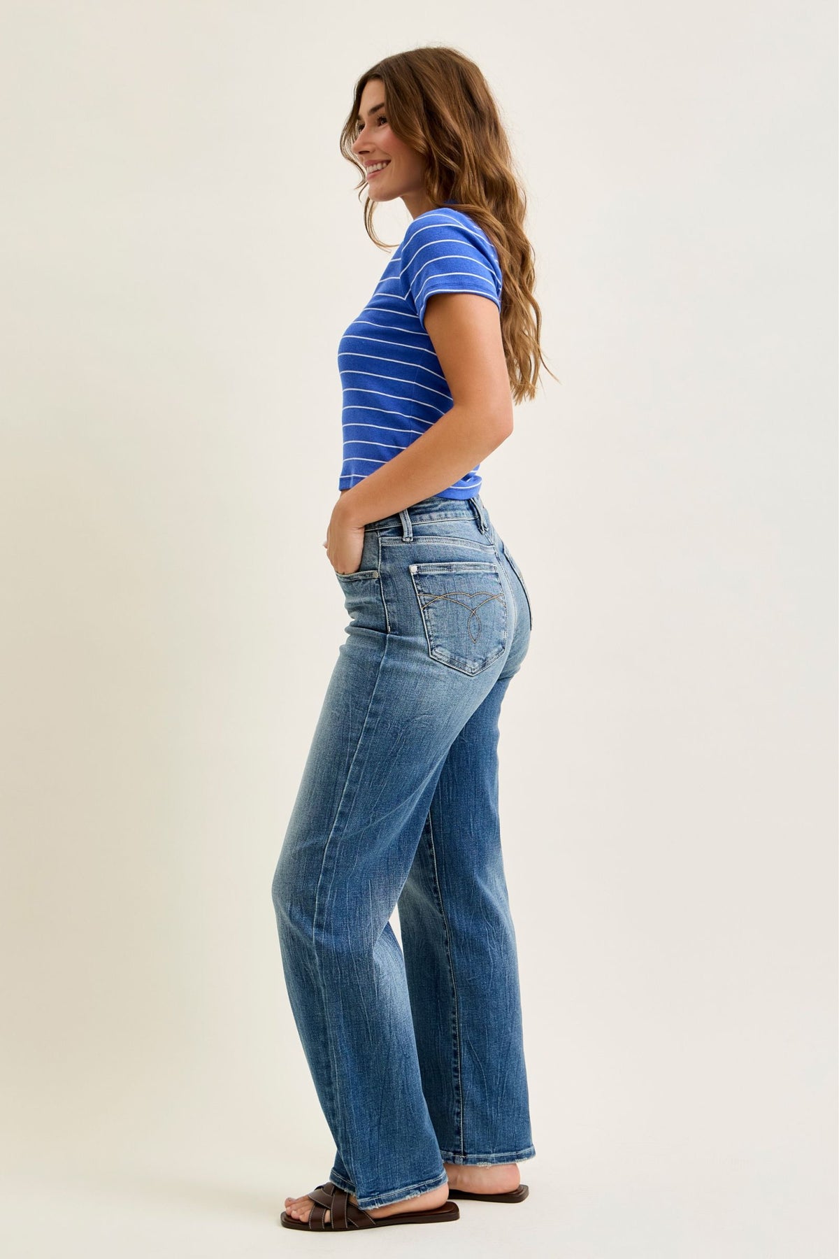 Judy Blue Mid Rise 90's Straight Jeans