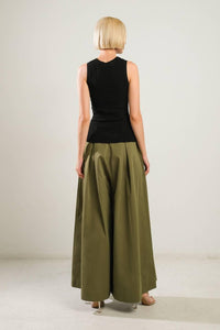 Flying Tomato Be Right Back Black Knit Top