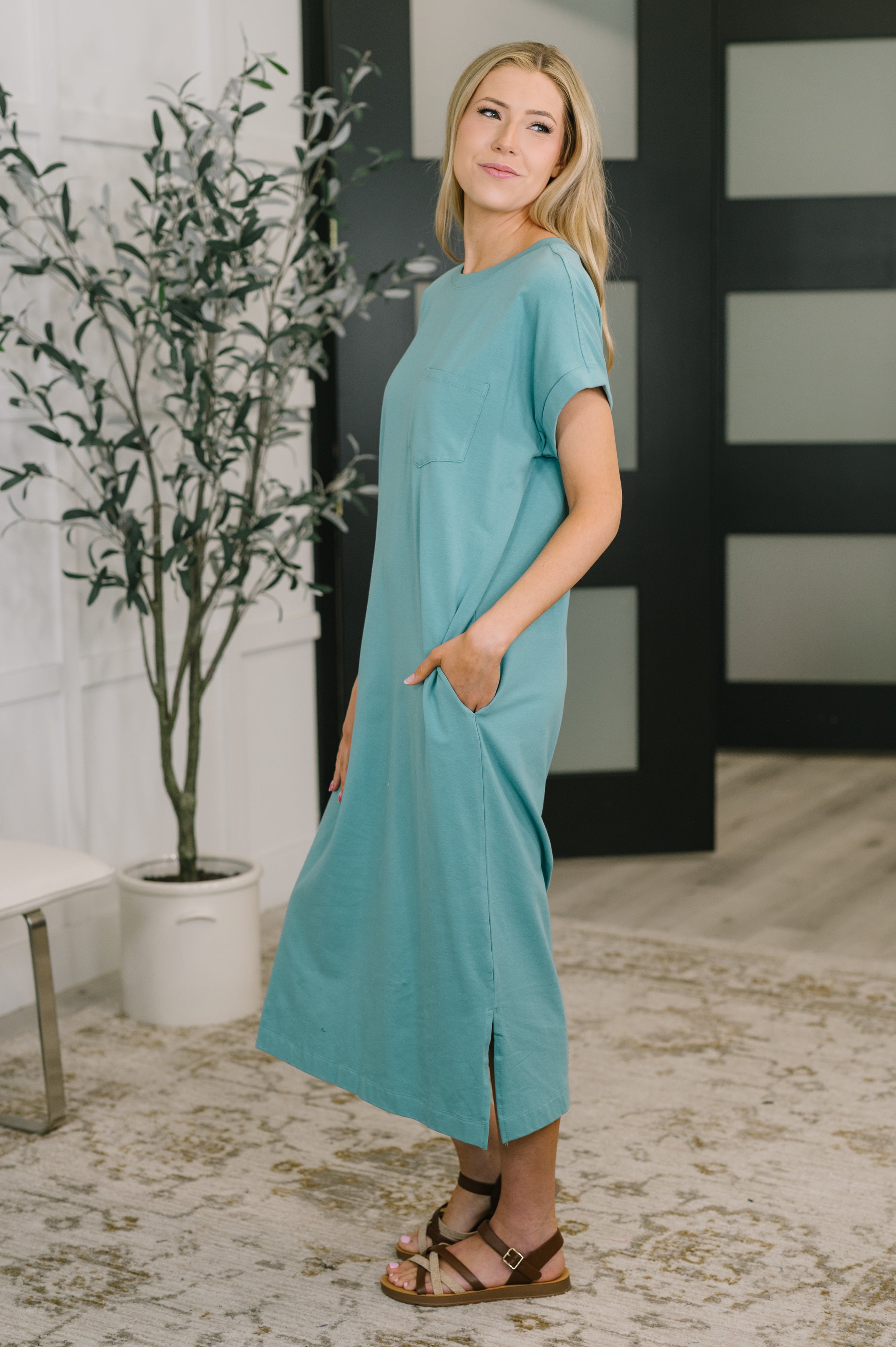 Short Sleeve Midi Dress with Pockets in Dusty Teal