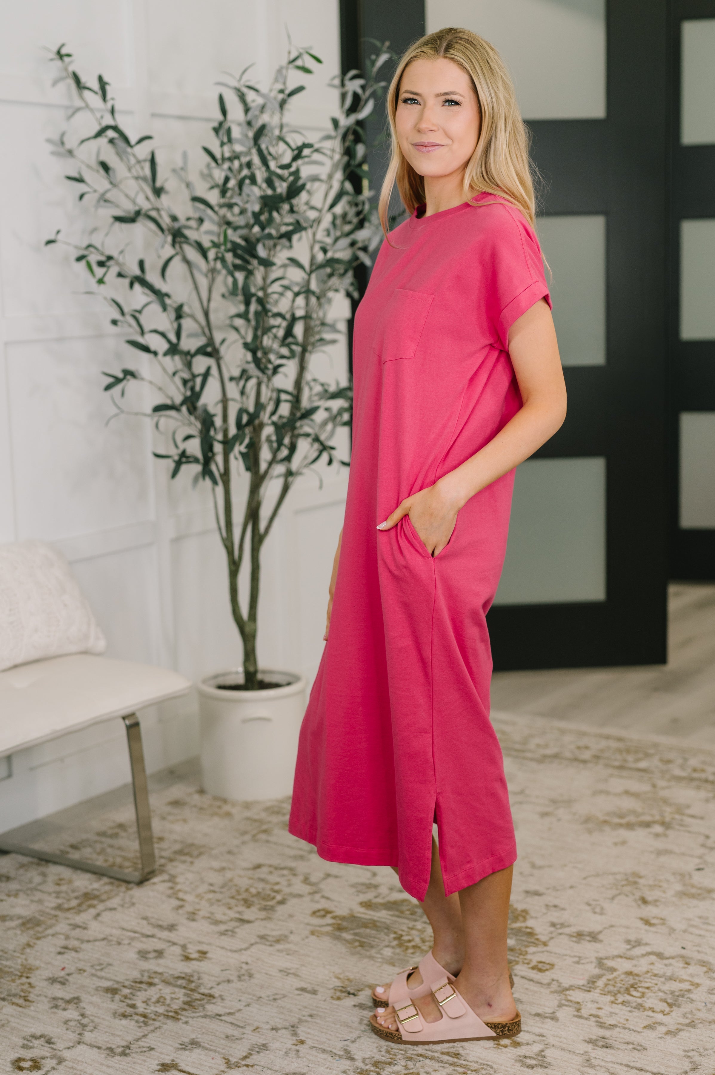 Short Sleeve Midi Dress with Pockets in Hot Pink