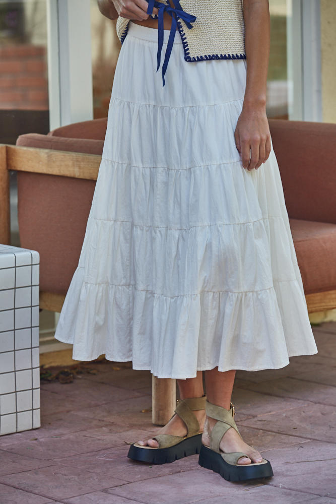 For A Moment Elastic Waist Tiered Skirt