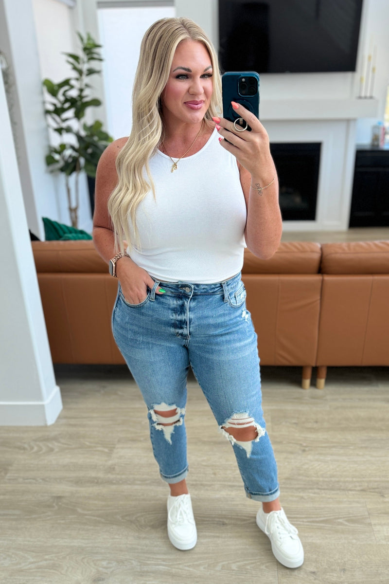 Judy Blue High Rise Distressed Boyfriend Jeans