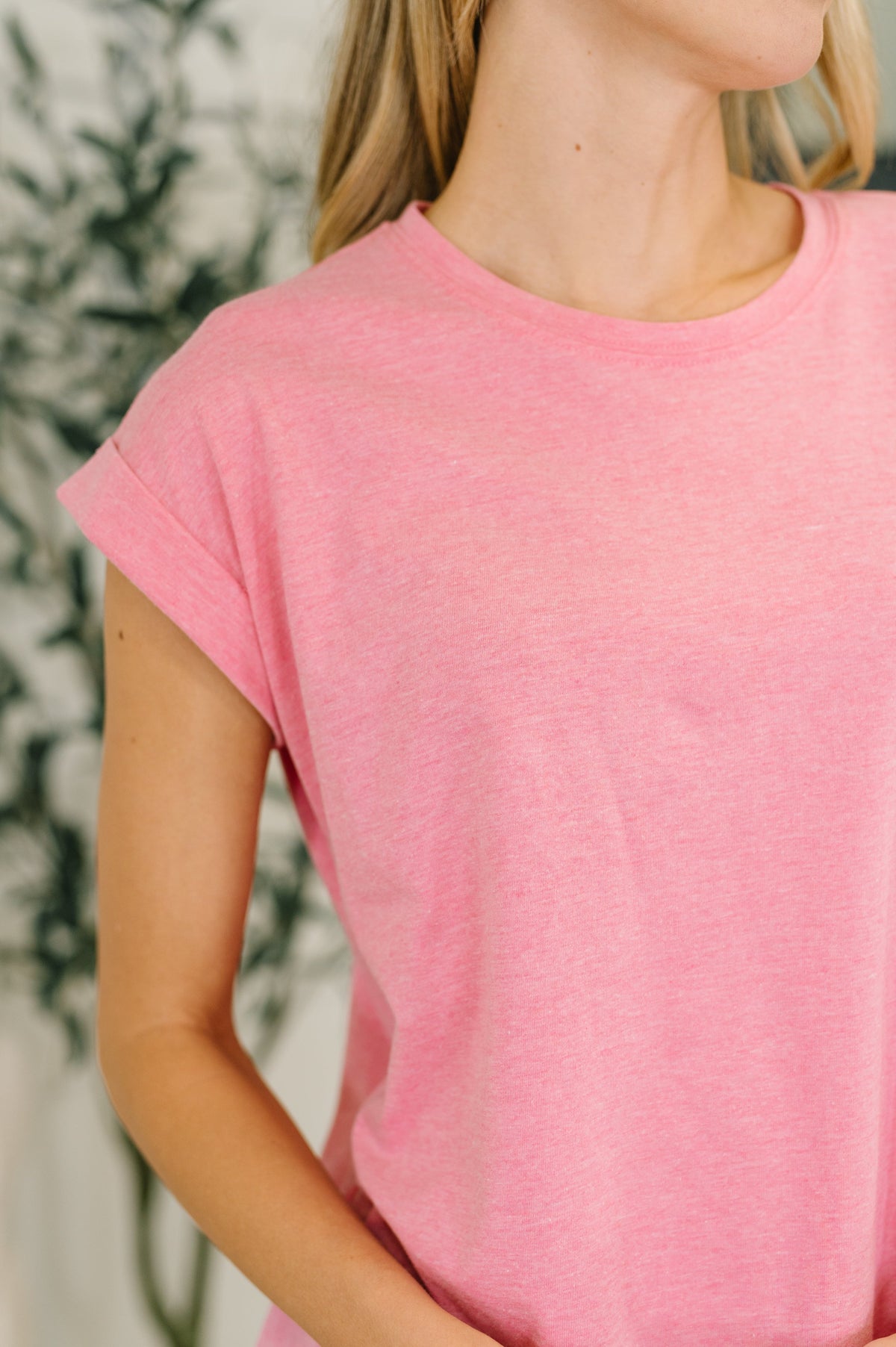 Zenana Basic Rolled Sleeve Tee in Heather Fuchsia