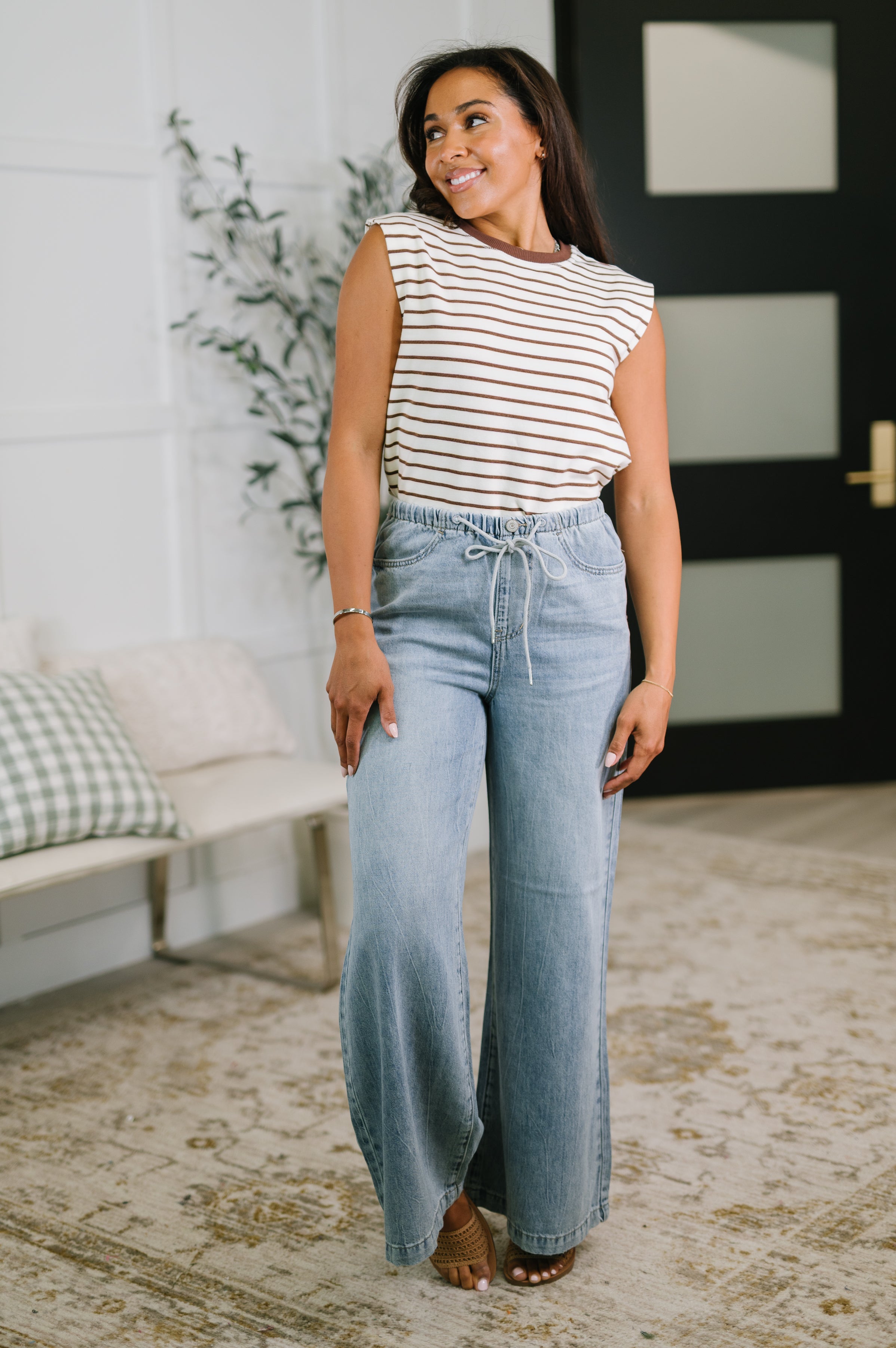 Judy Blue High Rise Palazzo Featherweight Jeans 881073